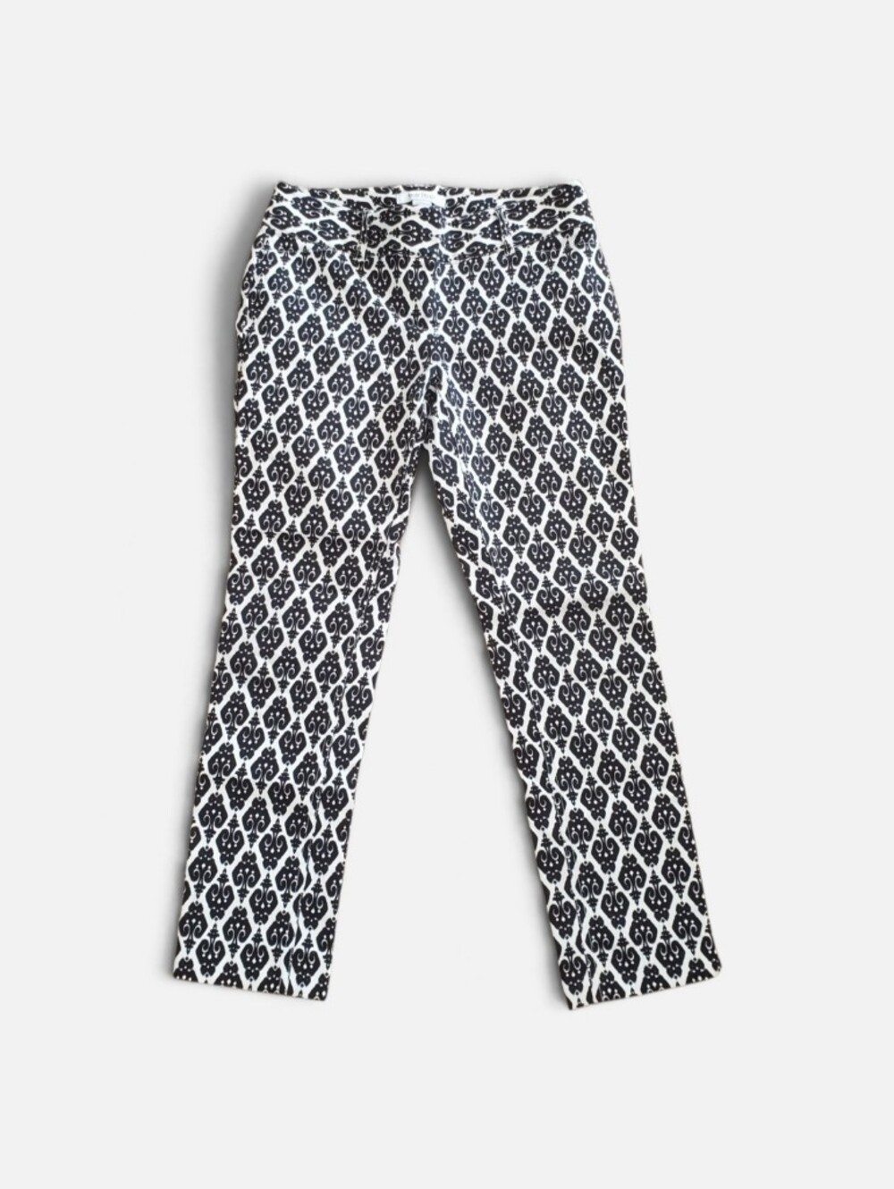 White House Black Market Black White Geo Print Slim Ankle Pants Size 0